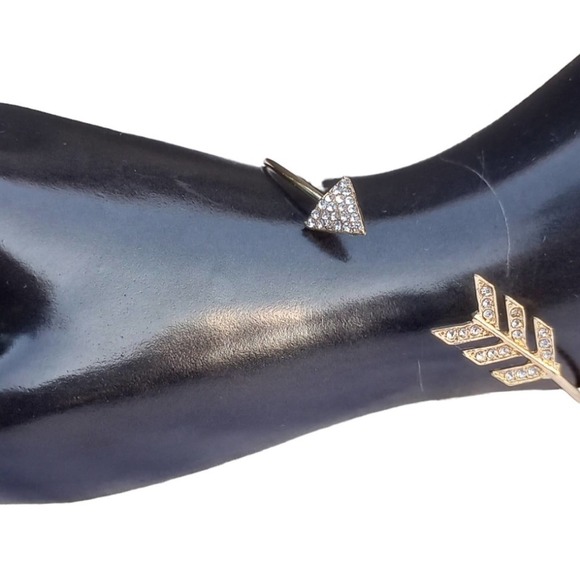 Rhinestone Arrow Bracelet Adjustable Gold Bangle Bracelet Arrowhead New - Picture 2 of 9